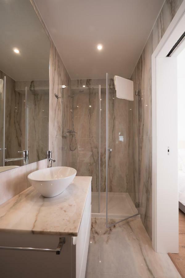 Castle Terrace Exclusive Apartment - Home By The Castle Apartment Lisboa Εξωτερικό φωτογραφία